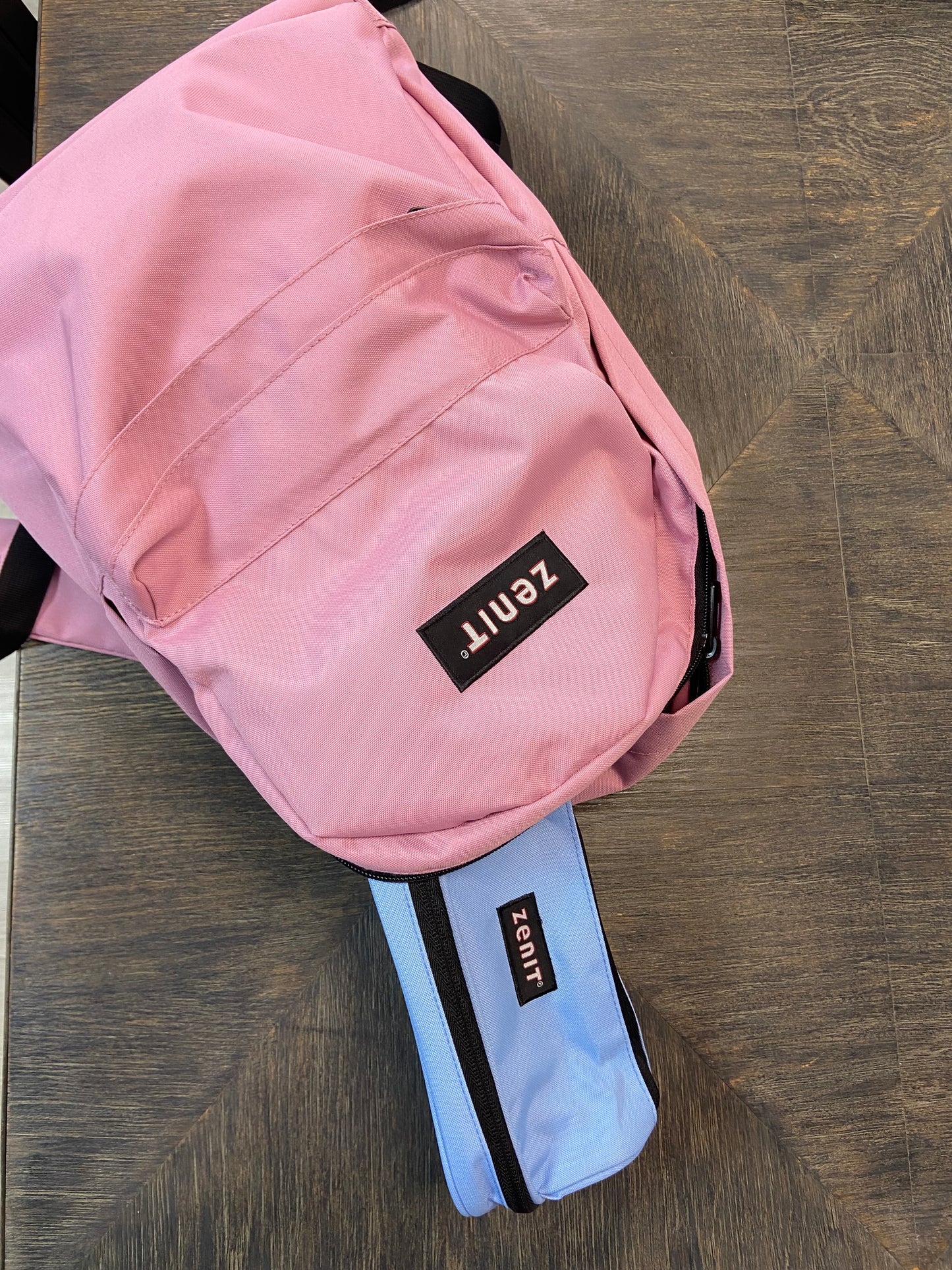 Listo para Clases: Mochila + Estuche GRATIS